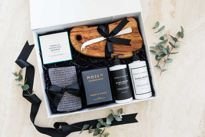 Shop our amazing gift boxes for her, female gift boxes, gift boxes, best gift boxes, classy gift boxes, gift studio, gift boxes for him, variety gift boxes, amazing gift boxes